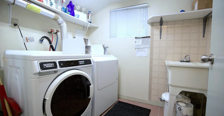 Basement-32 Beatrice Street, Toronto, ON, M6J 2T3 - 11