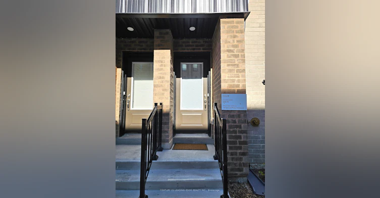 Room 1-10 Spruce Pines Crescent, Toronto, ON, M4A 1C5 - 18