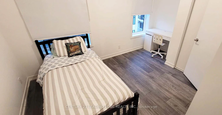 Room 1-10 Spruce Pines Crescent, Toronto, ON, M4A 1C5 - 3
