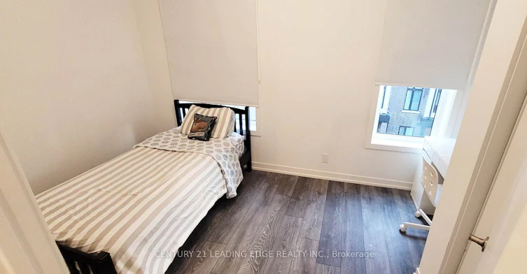 Room 1-10 Spruce Pines Crescent, Toronto, ON, M4A 1C5 - 6