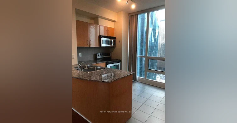 3102-16 Yonge Street, Toronto, ON, M5E 1R4 - 8
