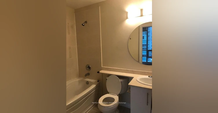 3102-16 Yonge Street, Toronto, ON, M5E 1R4 - 10