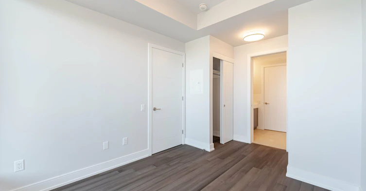 811-2525 Bathurst Street, Toronto, ON, M6B 2Y9 - 4