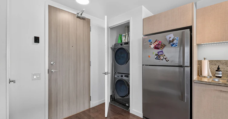 1409-390 Cherry Street, Toronto, ON, M5A 0E2 - 2