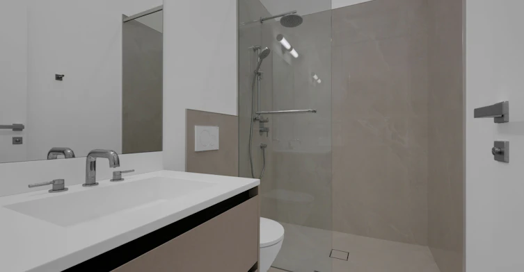 102 (lower unit)-647 College Street, Toronto, ON, M6G 1B7 - 23