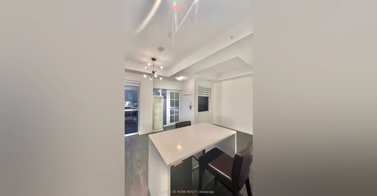 116-38 Iannuzzi Street, Toronto, ON, M5V 0S2 - 13