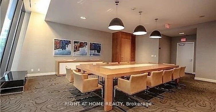 902-832 Bay Street, Toronto, ON, M5S 1Z6 - 15