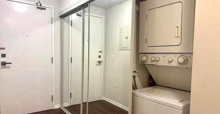 902-832 Bay Street, Toronto, ON, M5S 1Z6 - 12