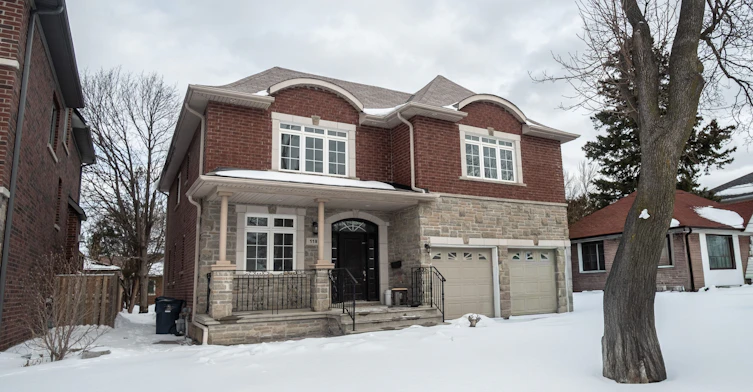 Basement 1-118 Fairholme Avenue, Toronto, ON, M6B 2W9 - 12