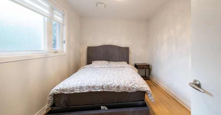 Main-779 Willowdale Avenue, Toronto, ON, M2N 5B5 - 10