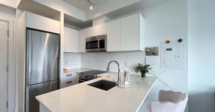 2703-57 St Joseph Street, Toronto, ON, M5S 0C5 - 10