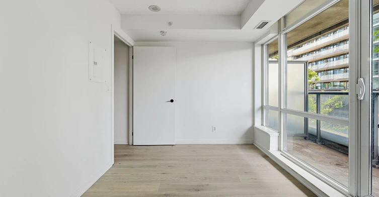 211-20 Joe Shuster Way, Toronto, ON, M6K 0A3 - 9