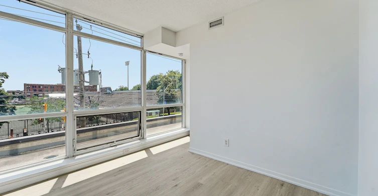 211-20 Joe Shuster Way, Toronto, ON, M6K 0A3 - 11
