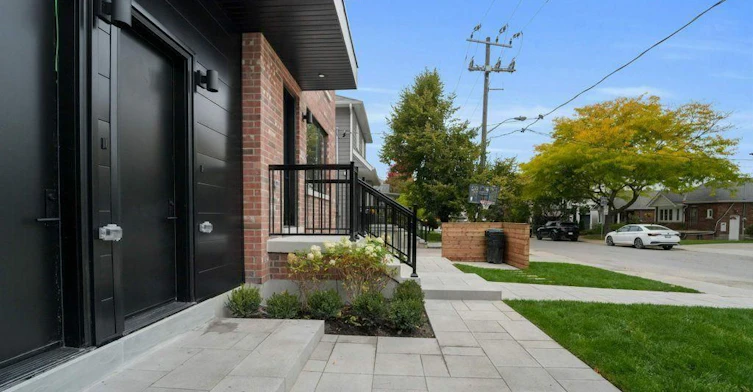 C-502 Atlas Avenue, Toronto, ON, M6C 3R3 - 3