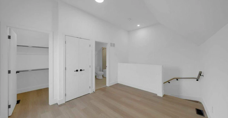C-502 Atlas Avenue, Toronto, ON, M6C 3R3 - 12