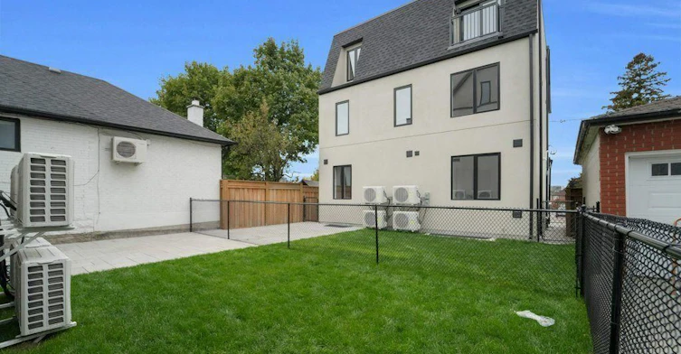 C-502 Atlas Avenue, Toronto, ON, M6C 3R3 - 20