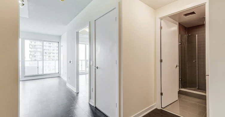 5210-2221 Yonge Street, Toronto, ON, M4S 2B4 - 15