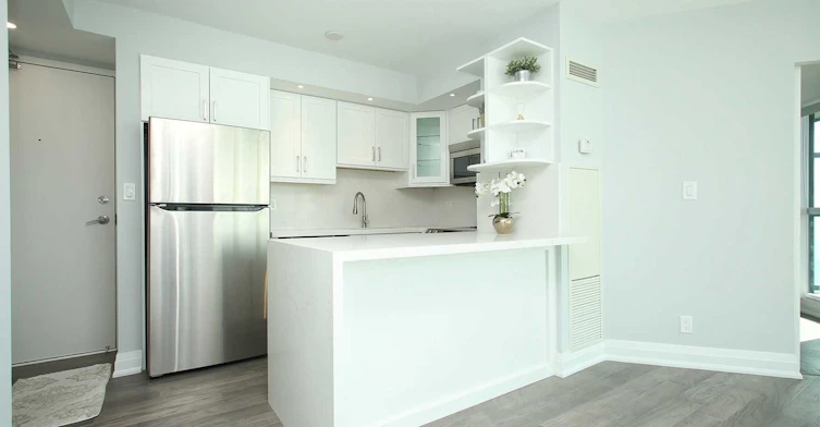 1607-600 Fleet Street, Toronto, ON, M5V 1B7 - 3