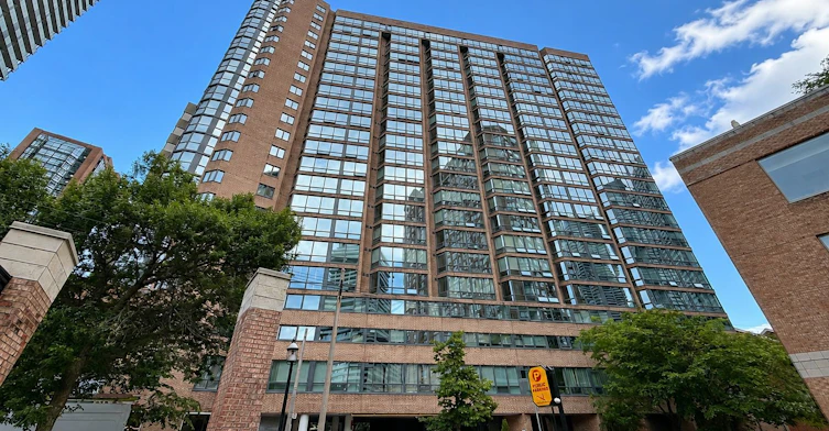 508-1055 Bay Street, Toronto, ON, M5S 3A3