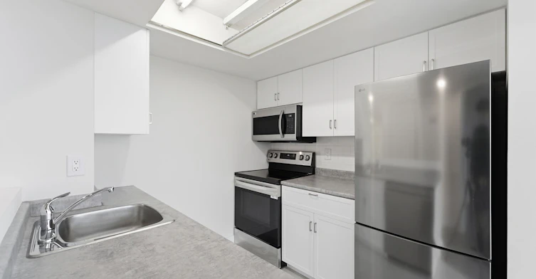 1604-5 Concorde Place, Toronto, ON, M3C 3M8 - 12