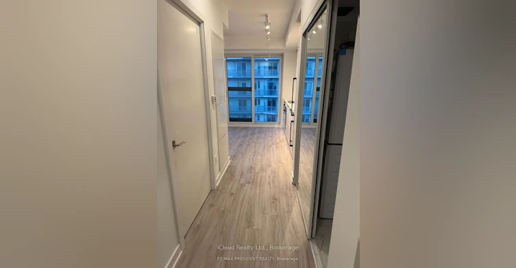 2607-252 Church Street, Toronto, ON, M5B 1E2 - 4