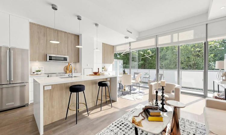 314-1815 Yonge Street