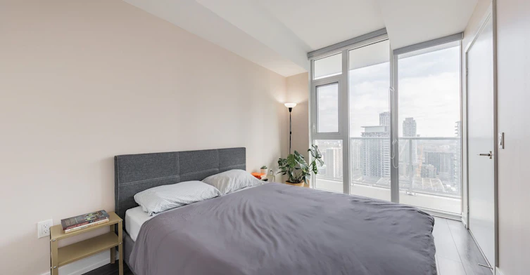 2105-33 Helendale Avenue, Toronto, ON, M4R 1C5 - 9
