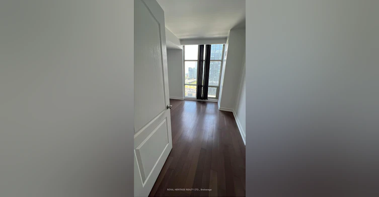 2301-10 Navy Wharf Court, Toronto, ON, M5V 3V2 - 9