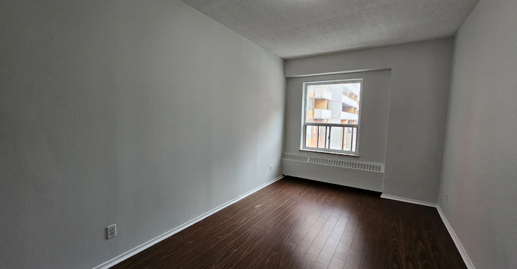 307-1801 Eglinton Avenue W, Toronto, ON, M6E 2H7 - 12