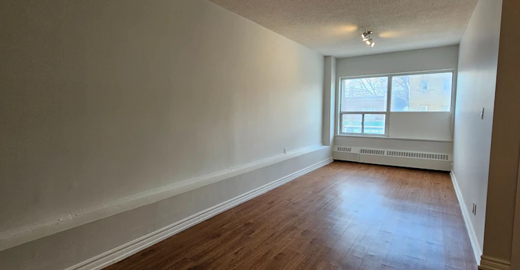 201-1801 Eglinton Avenue W, Toronto, ON, M6E 2H8 - 11