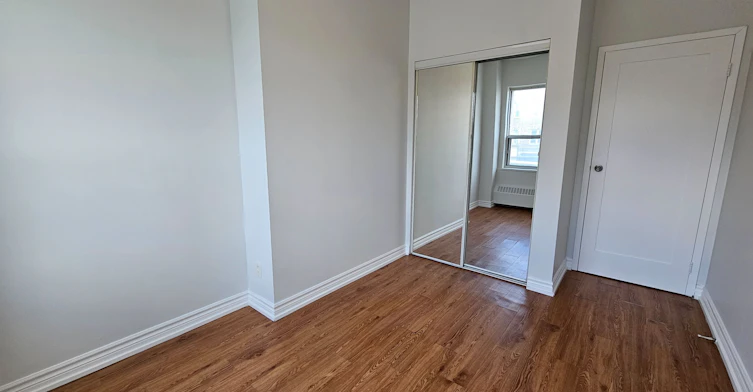 201-1801 Eglinton Avenue W, Toronto, ON, M6E 2H8 - 16
