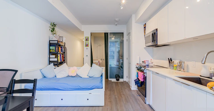 906-357 King Street W, Toronto, ON, M5V 1K1 - 12