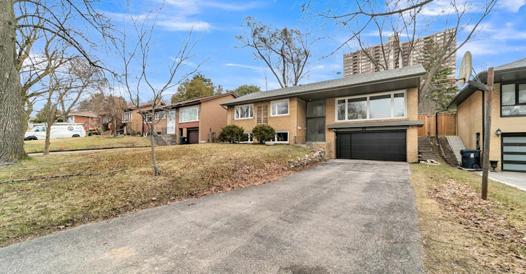 Bsmt-31 Larabee Crescent, Toronto, ON, M3A 3E6