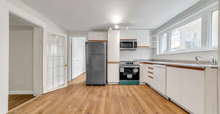 Bsmt-31 Larabee Crescent, Toronto, ON, M3A 3E6 - 15