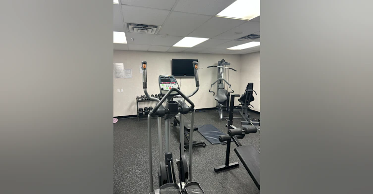 1012-91 Townsgate Drive, Vaughan, ON, L4J 8E8 - 9