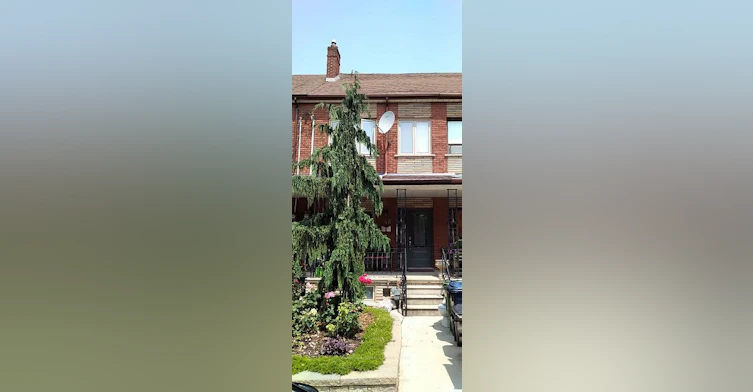 Main-48 Ulster Street, Toronto, ON, M5S 1E3 - 2