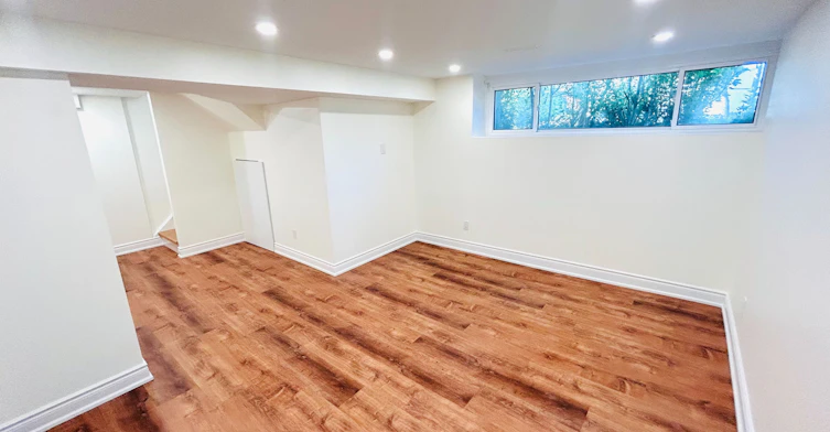 25-84 Barber Greene Road, Toronto, ON, M3C 1Z9 - 25