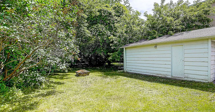 335 Willowdale Drive, Toronto, ON, M2N 5A3 - 3
