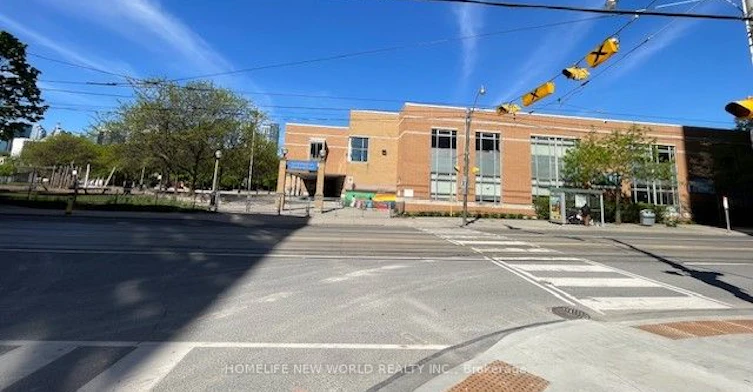 2109-10 Oak Street, Toronto, ON, M5A 0Z1 - 3