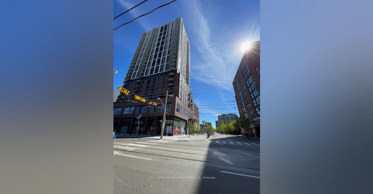 2109-10 Oak Street, Toronto, ON, M5A 0Z1 - 4