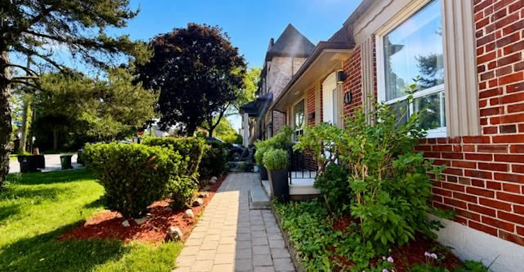 Basement-41 Athabaska Avenue, Toronto, ON, M2M 2T6 - 2