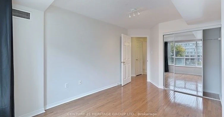 310-887 Bay Street, Toronto, ON, M5S 3K4 - 10