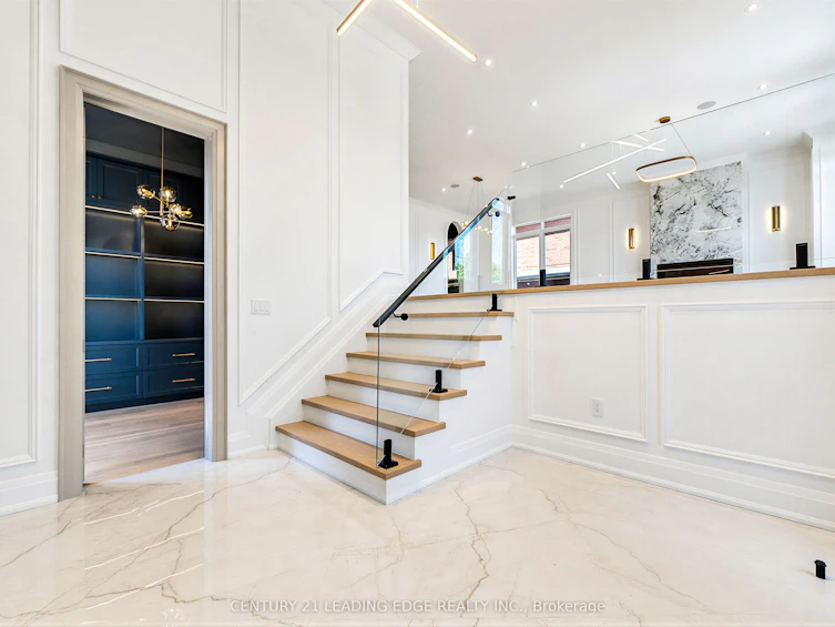 165 Mcallister Road, Toronto, ON, M3H 2N8 - 5