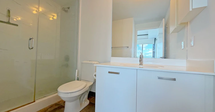 1802-832 Bay Street, Toronto, ON, M5S 1Z6 - 11