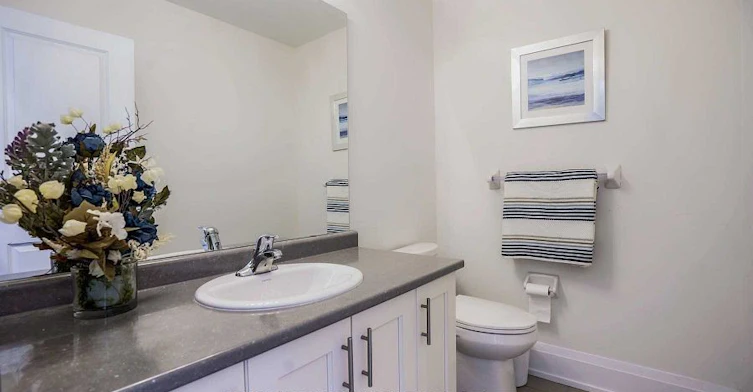248 Finch Avenue E, Toronto, ON, M2N 4S2 - 4