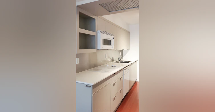 1009-111 Elizabeth Street, Toronto, ON, M5G 1P7 - 9