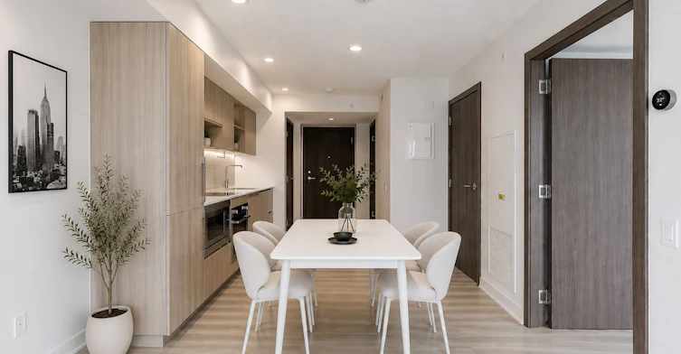 2707-17 Bathurst Street, Toronto, ON, M5V 0N1 - 10