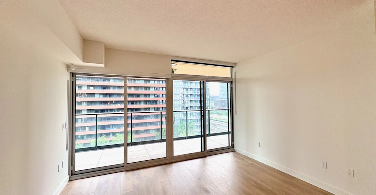 828-3 Concord Cityplace Way N/A, Toronto, ON, M5V 0X4 - 20