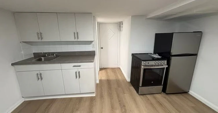 3-1215 Bathurst Street, Toronto, ON, M5R 3H3 - 3