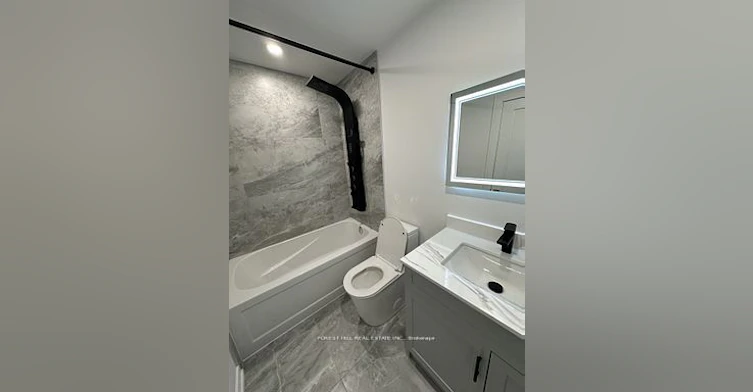 1B-171 Cedric Avenue, Toronto, ON, M6C 3X7 - 3